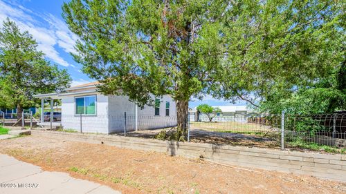 176 S Central Ave, Benson, AZ, 85602-6525 | Card Image