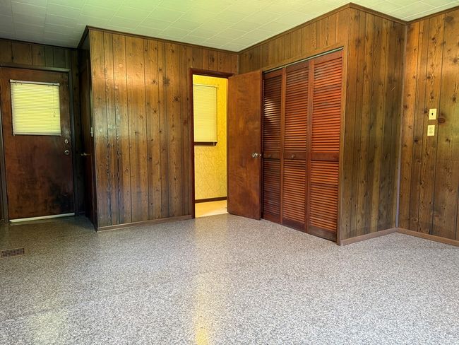 8570 Lovers Gap Rd, House other with 3 bedrooms, 2 bathrooms and null parking in Vansant VA | Image 12