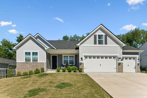 3020 Fernwood Ln, Columbia, TN, 38401-3385 | Card Image