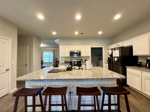 10921 Gonzales Ranger Pass, Austin, TX, 78754-4105 | Card Image