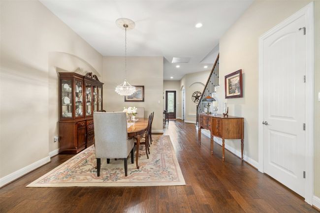 5217 Cedro Elm Dr, House other with 3 bedrooms, 3 bathrooms and 7 parking in Bee Cave TX | Image 5