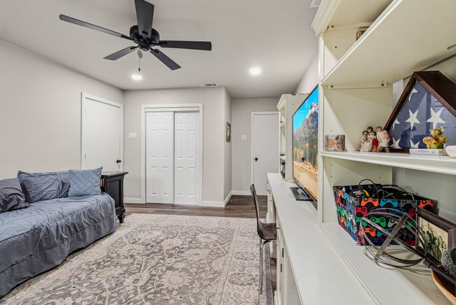 2012 Island Cir, House other with 4 bedrooms, 2 bathrooms and null parking in Tool TX | Image 24