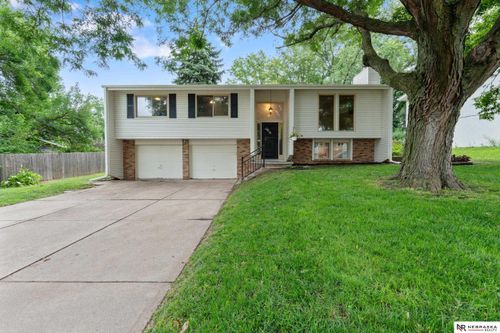 621 S 152nd Cir, Omaha, NE, 68154-2816 | Card Image
