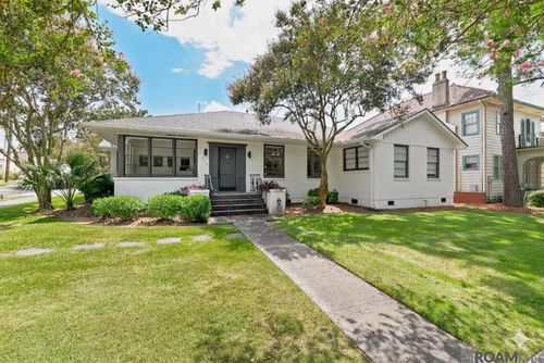 850 North Blvd, Baton Rouge, LA, 70802-5726 | Card Image