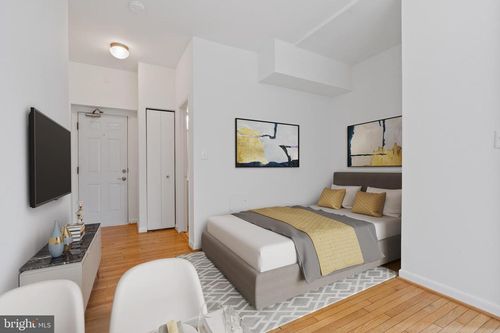 apt-205-1901 16th St Nw, WASHINGTON, DC, 20009-3339 | Card Image