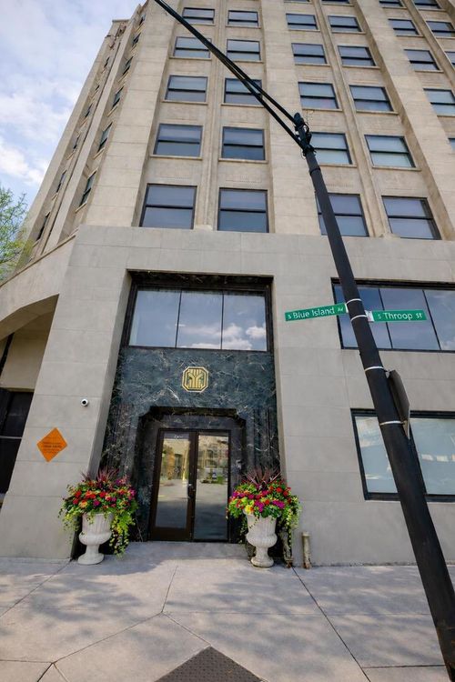 unit-721-1550 S Blue Island Ave, Chicago, IL, 60608-2874 | Card Image