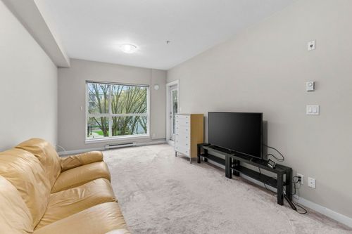 425-13733 107a Ave, Surrey, BC, V3T0B7 | Card Image