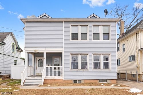 122 S Lincoln Ave, Middlesex, NJ, 08846-2247 | Card Image