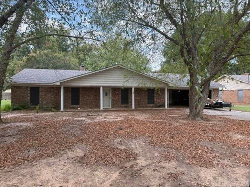 105 Winfield Ln, England, AR, 72046-1232 | Card Image