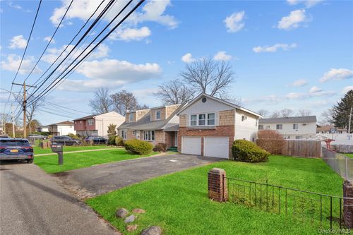 145 Washington Ave, Deer Park, NY, 11729-6919 | Card Image