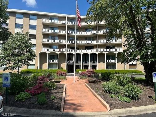 218-3400 Wooster Rd, Rocky River, OH, 44116-4108 | Card Image