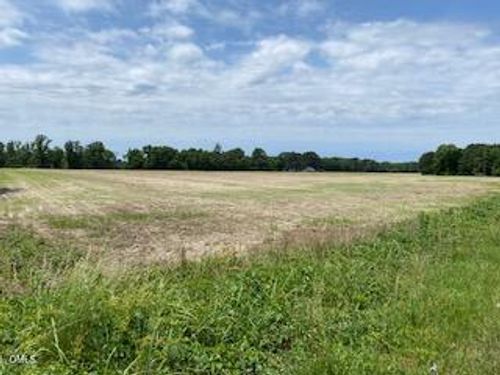 2390 Jonesboro Rd, Dunn, NC, 28334-8847 | Card Image