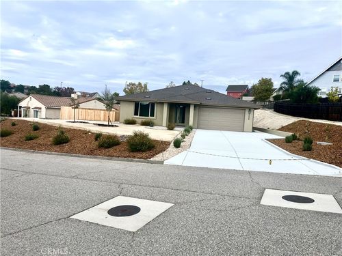 2235 Holly Dr, Paso Robles, CA, 93446 | Card Image