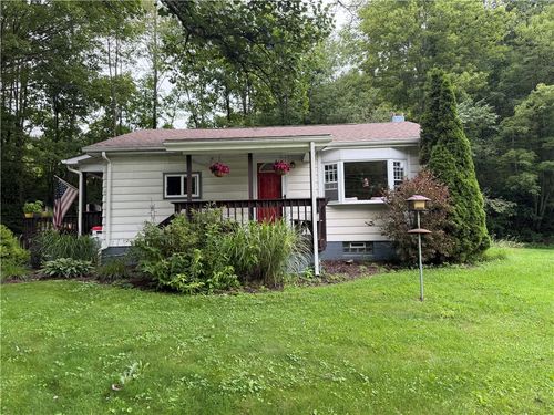 1048 Parkwood Rd, Indiana, PA, 15701-5135 | Card Image
