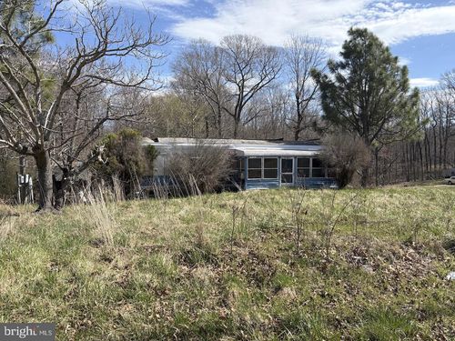 290 Skinners Turn Rd, OWINGS, MD, 20736-3018 | Card Image