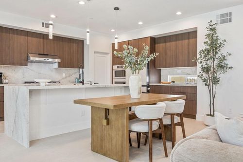 4959 Eichler Way, Palm Springs, CA, 92262-0555 | Card Image