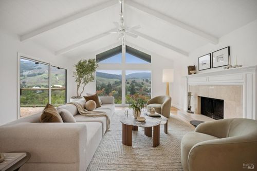 16 Dutch Valley Ln, San Anselmo, CA, 94960-1016 | Card Image