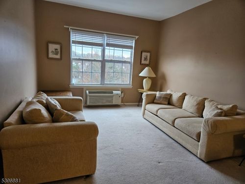 310-9310 Richmond Rd, West Milford, NJ, 07480-5131 | Card Image