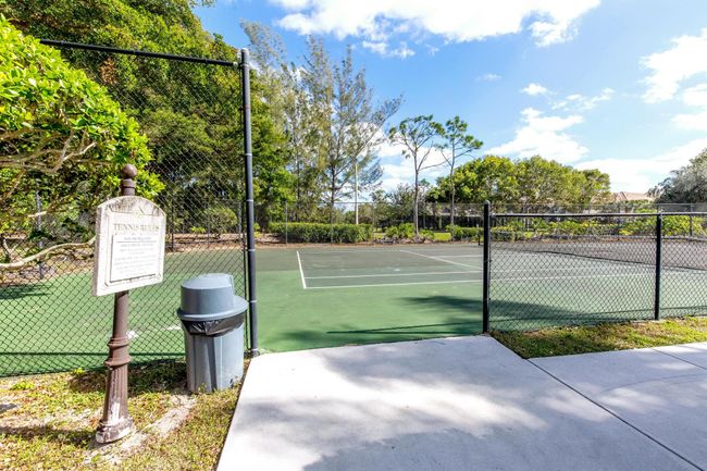 APT-1110 - 1100 Crestwood Ct S, Condo with 2 bedrooms, 2 bathrooms and null parking in Royal Palm Beach FL | Image 8