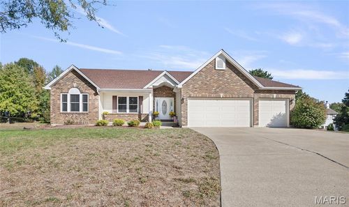 806 Grey Pine Ct, Lake St Louis, MO, 63367-2148 | Card Image