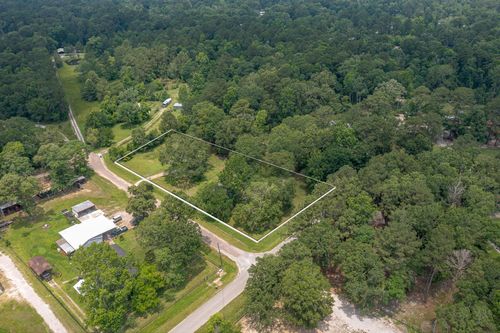 17396 Woods Dr, New Caney, TX, 77357-3150 | Card Image