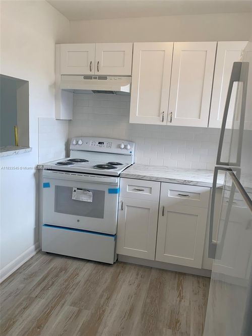 apt-307-8861 Sunrise Lakes Blvd, Sunrise, FL, 33322-1485 | Card Image