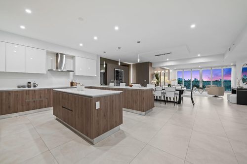 502-321 N Birch Rd, Fort Lauderdale, FL, 33304-4268 | Card Image