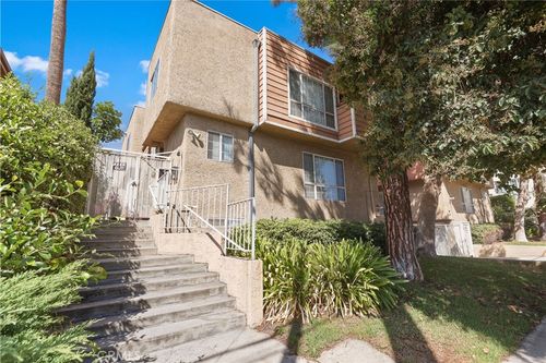 apt-11-7319 Hazeltine Ave, Van Nuys, CA, 91405-5629 | Card Image