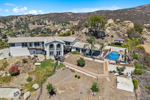 2155 Vista Valley Rim Pl, El Cajon, CA, 92019-1173 | Card Image