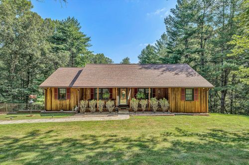 3852 Sun Valley Ln, Roanoke, VA, 24014-6128 | Card Image