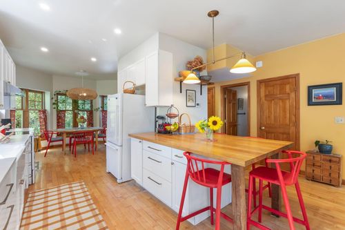 104 Echo Rd, Brunswick, ME, 04011-7181 | Card Image