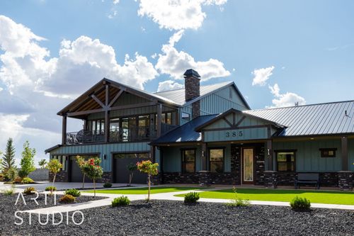 385 S Hilldale St, Colorado City, AZ, 86021-6205 | Card Image