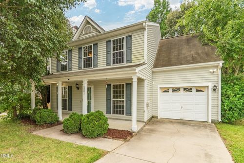 5001 Croftwood Drive, Raleigh, NC, 27616 | Card Image