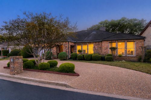 10904 Legends Ln, Austin, TX, 78747-1221 | Card Image