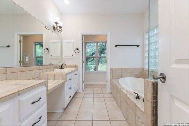 1245 Phantom Rider Trl, House other with 5 bedrooms, 4 bathrooms and null parking in Spring Branch TX | Image 22