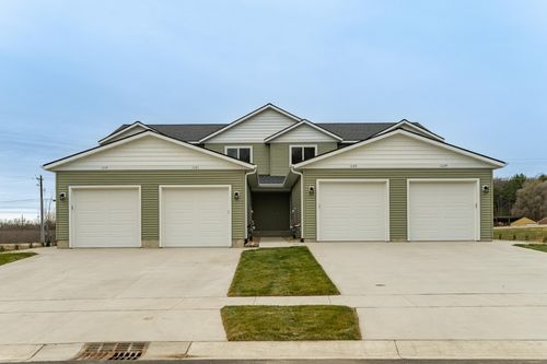 1121 Century Hills Ln Ne, Rochester, MN, 55906 | Card Image