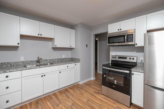 Second Kitchen Empty | Image 46