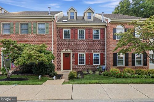 206 Georgetowne Ct, ROYERSFORD, PA, 19468-3127 | Card Image