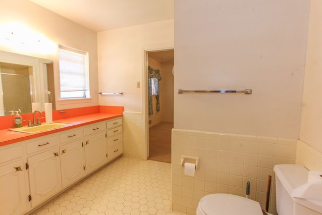 2608 E 24 Th St, House other with 3 bedrooms, 3 bathrooms and 2 parking in Big Spring TX | Image 24