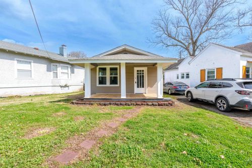 746 Meridian St, Florence, AL, 35630-FL | Card Image