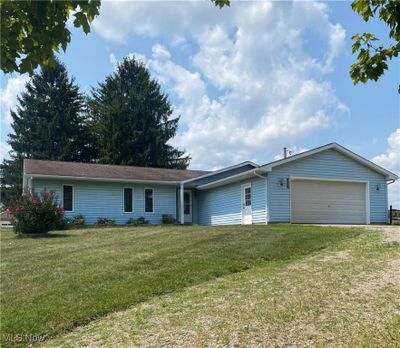 15005 Waterford Road, House other with 3 bedrooms, 2 bathrooms and null parking in Waterford OH | Image 1