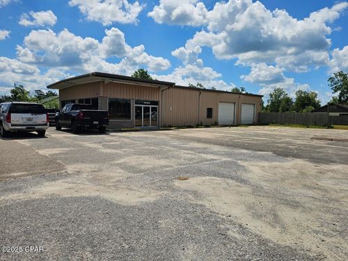 3905 Highway 90, Marianna, FL, 32446-8922 | Card Image