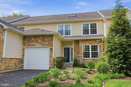 138 Medinah Dr, BLUE BELL, PA, 19422-3212 | Card Image