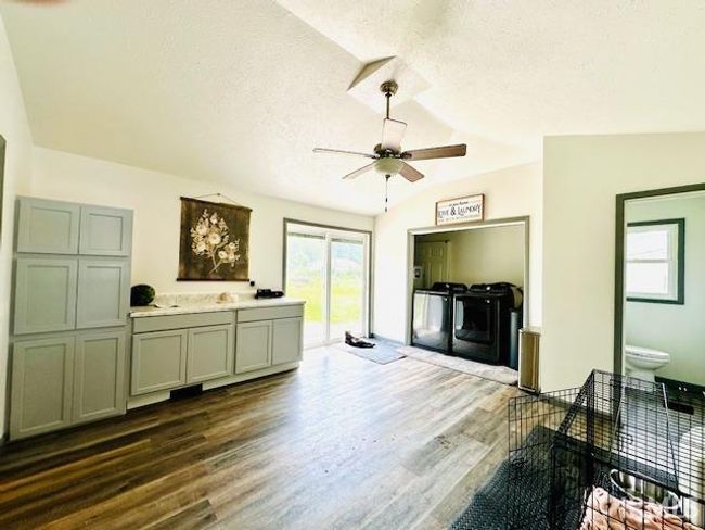 304 S Beech Rd, House other with 3 bedrooms, 2 bathrooms and null parking in Osceola IN | Image 9