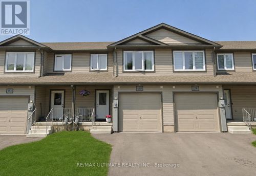 180 Head St S, Simcoe, ON, N3Y3A8 | Card Image