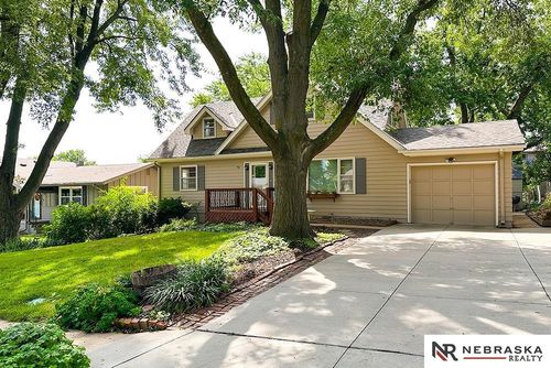 10015 Bedford Avenue, Omaha, NE, 68134 | Card Image