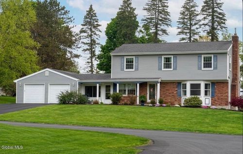 2155 Orchard Park Drive, Niskayuna, NY, 12309 | Card Image