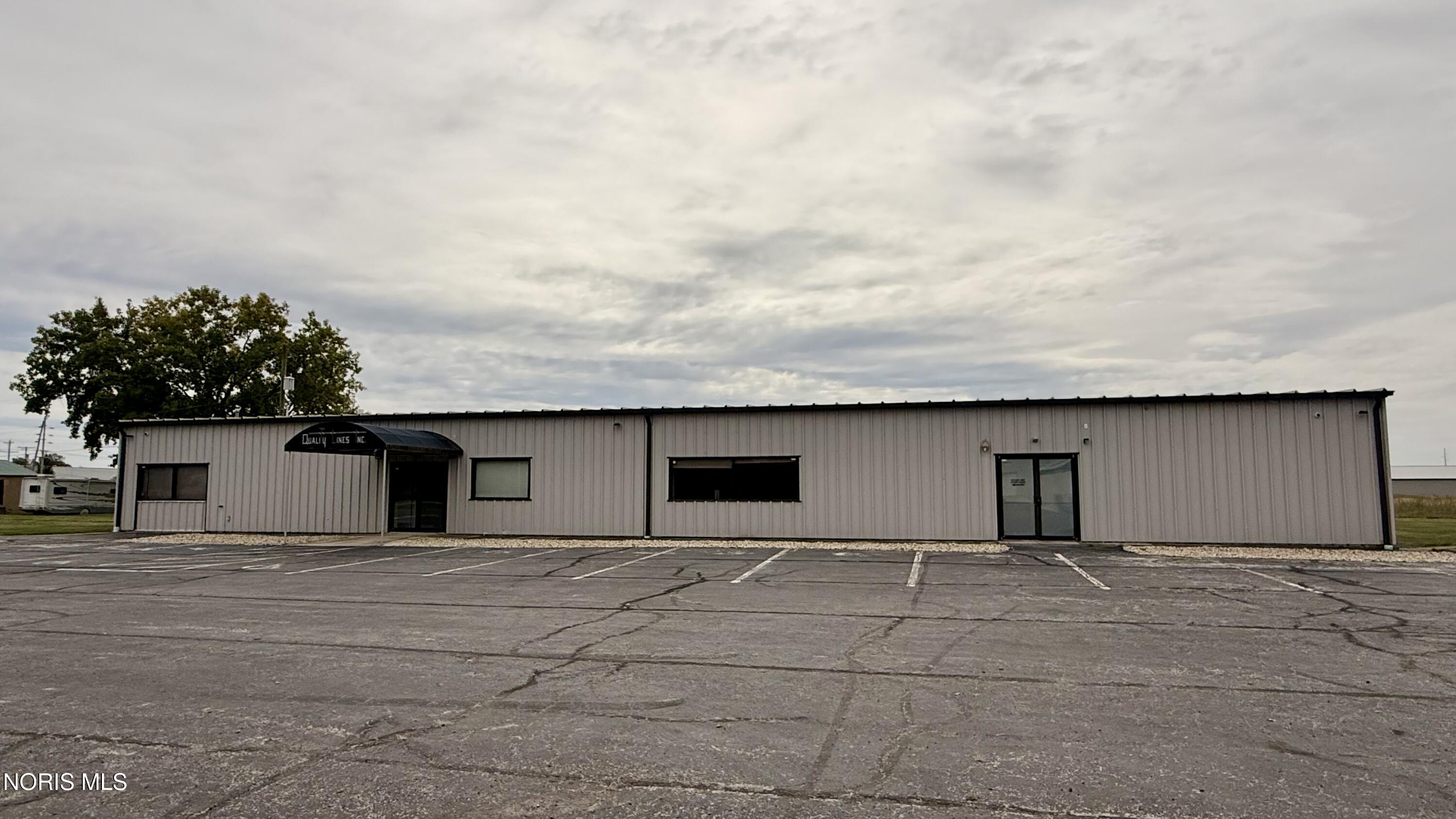 2440 Bright Rd, Findlay, OH 45840