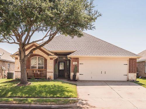 12145 Long Stone Dr, Burleson, TX, 76028-0263 | Card Image