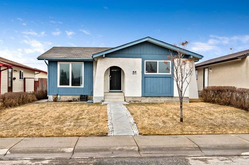 399 Maitland Cres Ne, Calgary, AB, T2A5T6 | Card Image